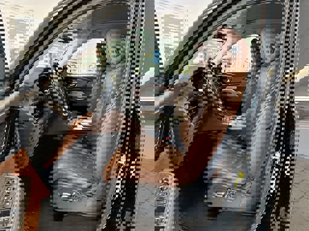 Used 2022 Acura MDX SH-AWD w/ Advance Package image 17