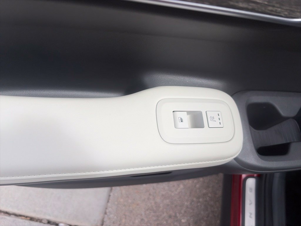 Used 2024 Hyundai Santa Fe Calligraphy AWD/4WD image 32