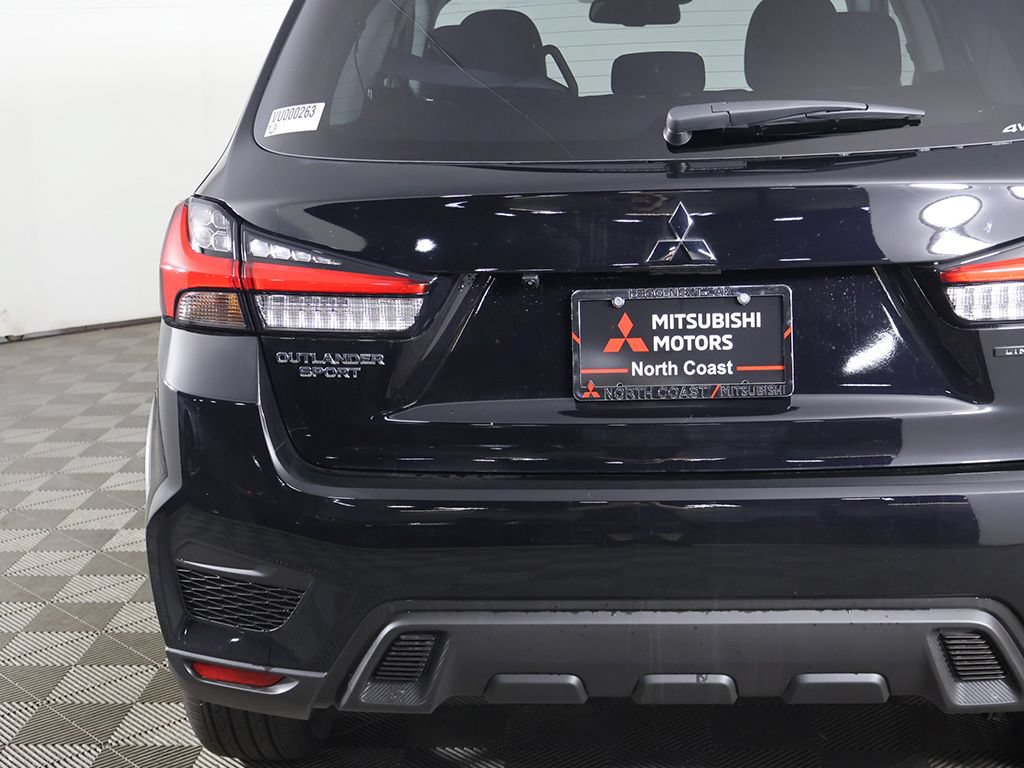 New 2027 Mitsubishi Outlander Sport LE AWD/4WD image 12