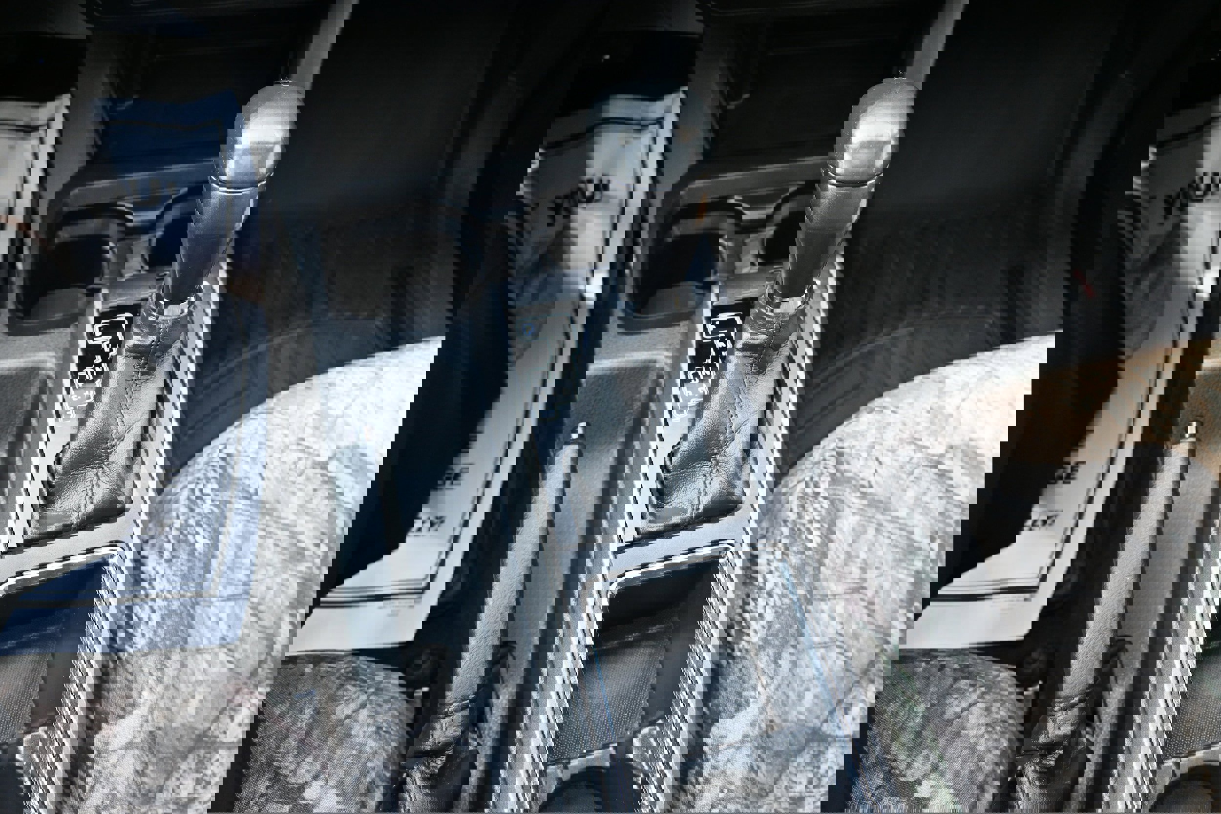 Used 2017 Toyota Tacoma TRD Off-Road image 10