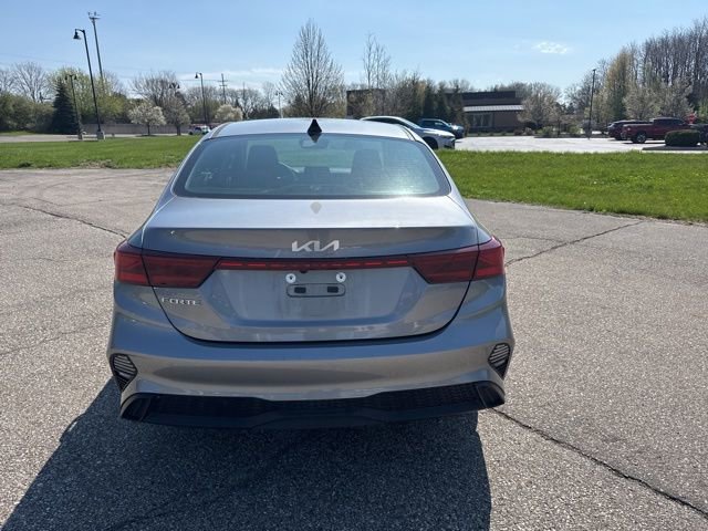 Certified 2024 Kia Forte LXS w/ LXS Technology Package FWD image 4