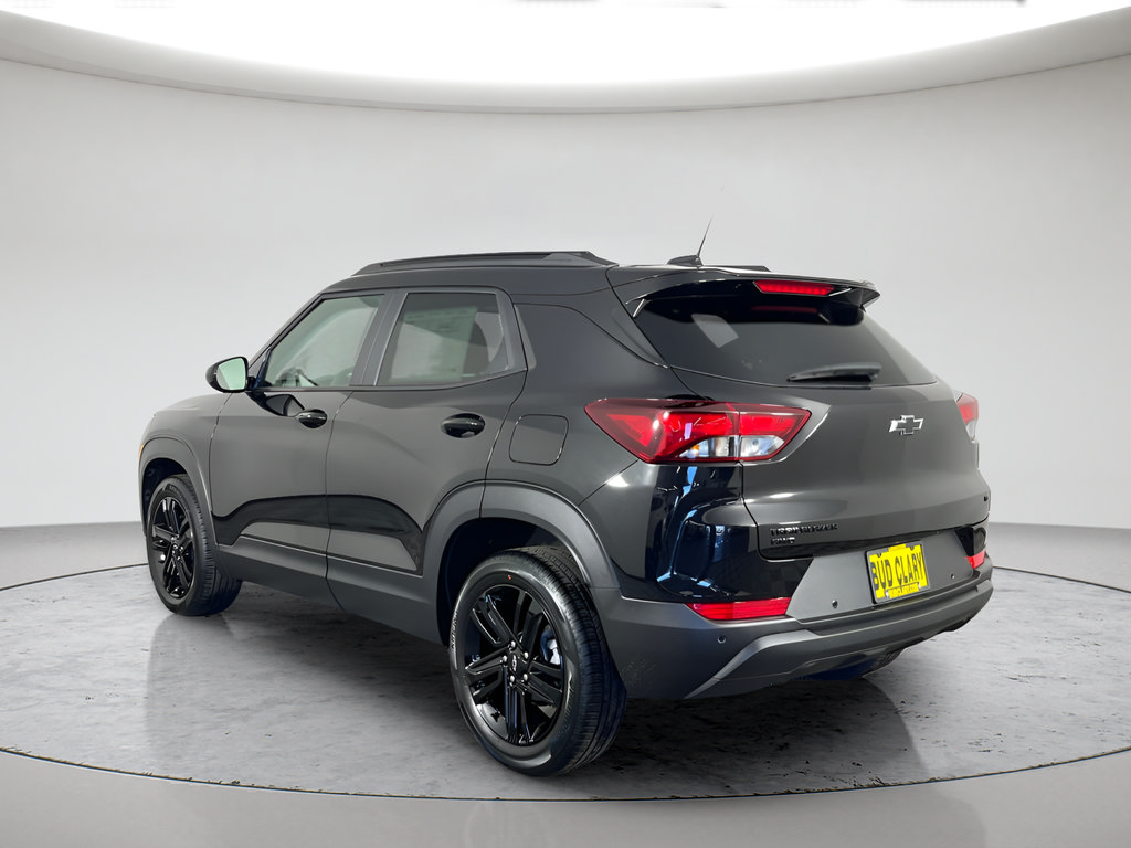 New 2026 Chevrolet TrailBlazer LT w/ Midnight Edition AWD/4WD image 5