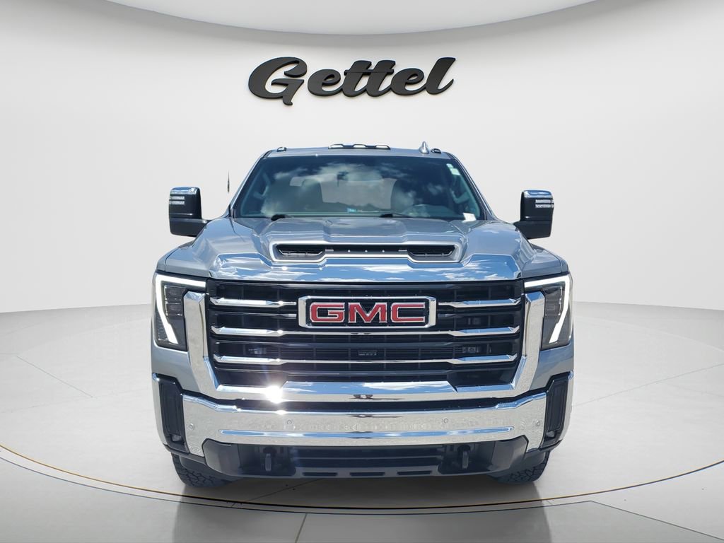 Used 2025 GMC Sierra 3500 SLT w/ SLT Premium Package AWD/4WD image 8