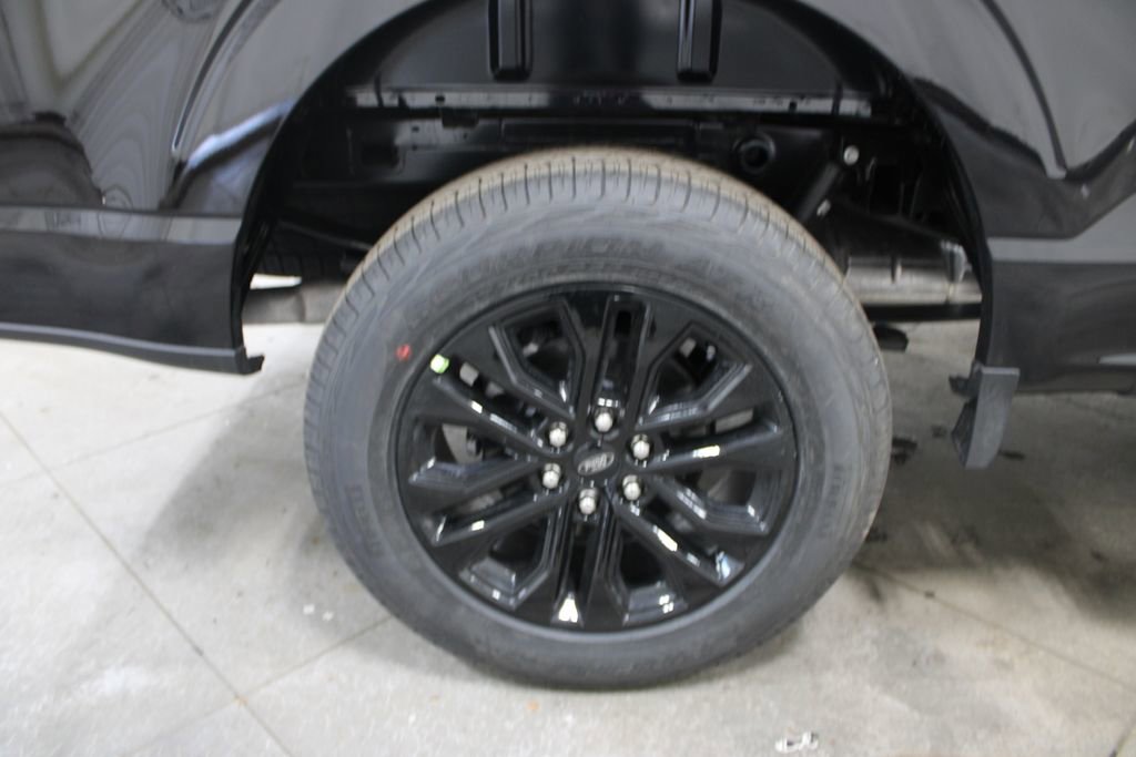 New 2026 Ford F150 XLT w/ Equipment Group 302A MID AWD/4WD image 38