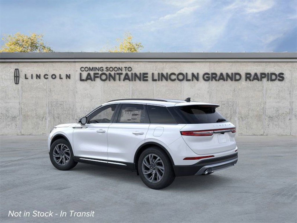 New 2026 Lincoln Corsair Premiere image 4