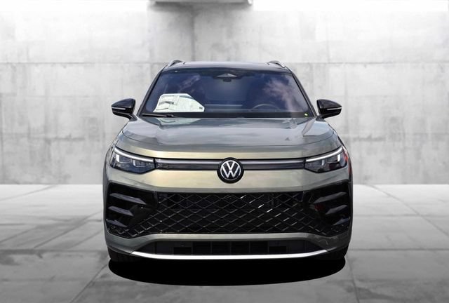 New 2026 Volkswagen Tiguan SEL R-Line AWD/4WD image 4