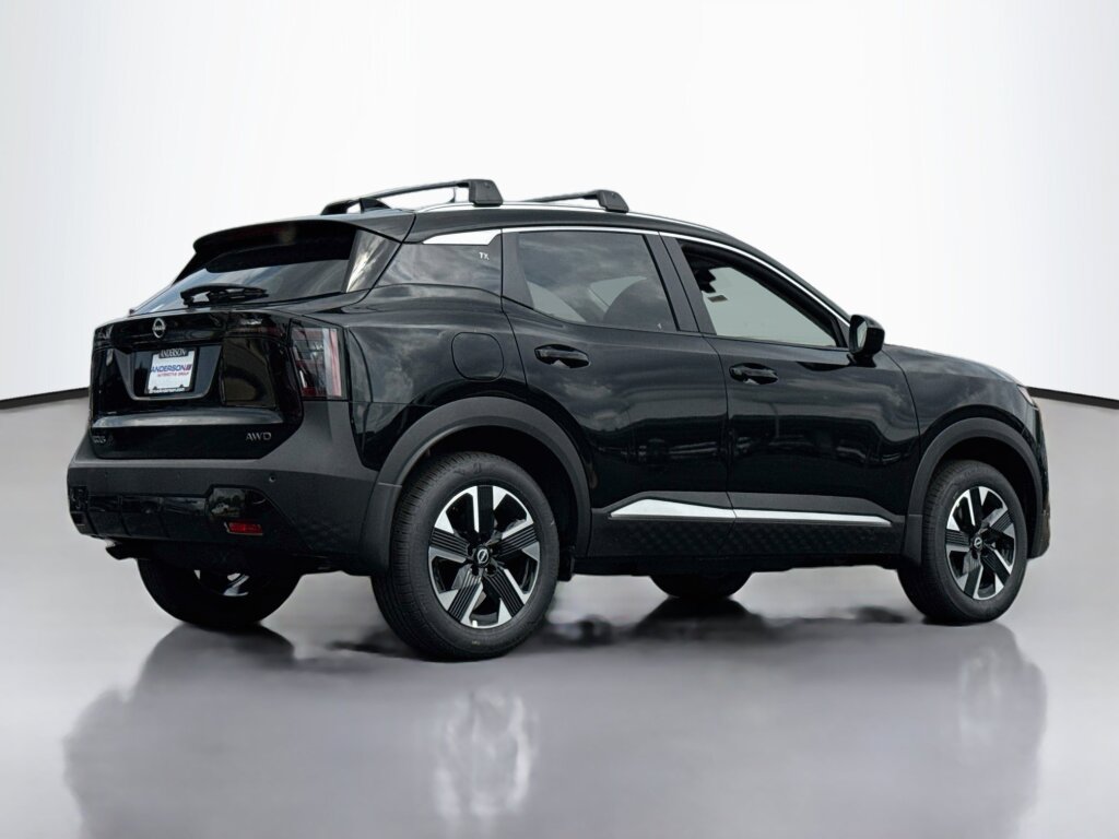 New 2026 Nissan Kicks SV w/ Cold Weather Package AWD/4WD image 2
