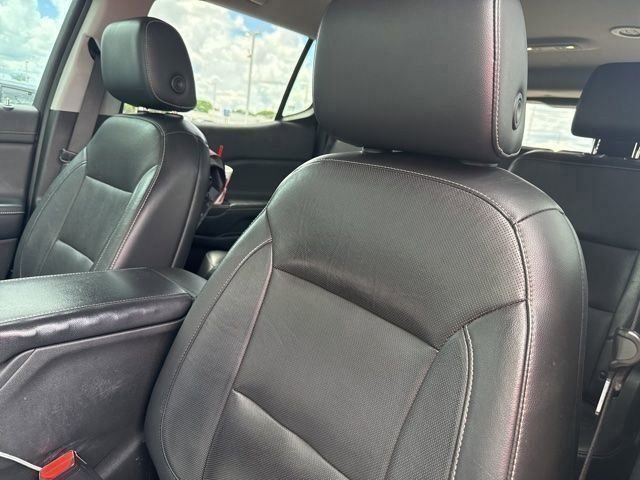 Used 2019 GMC Acadia SLT FWD image 9