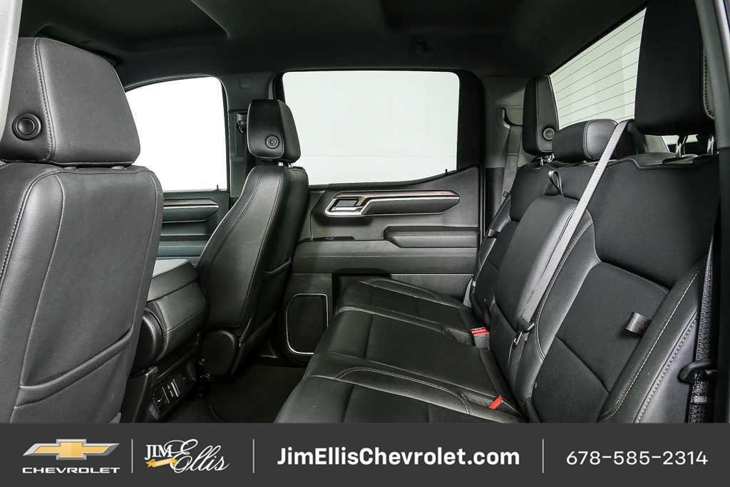 Certified 2025 GMC Sierra 1500 SLT AWD/4WD image 17