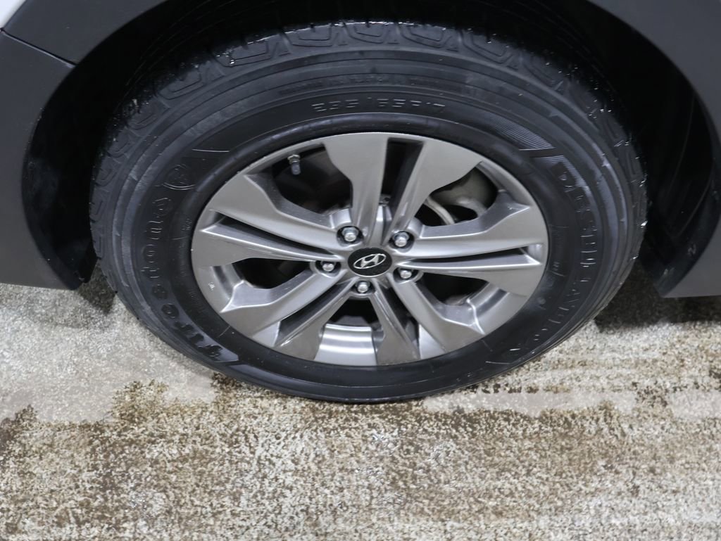 Used 2015 Hyundai Santa Fe Sport image 8