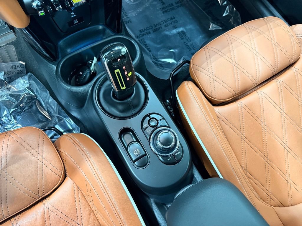 Used 2024 MINI Cooper SE FWD image 20