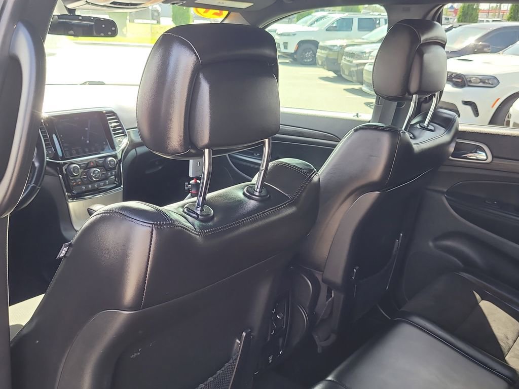Used 2021 Jeep Grand Cherokee Laredo X RWD image 12