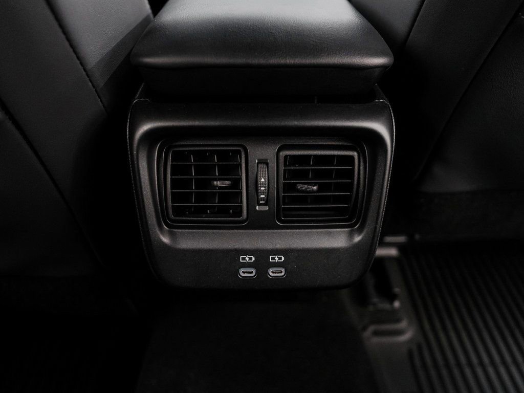 Used 2023 Toyota Crown XLE image 34