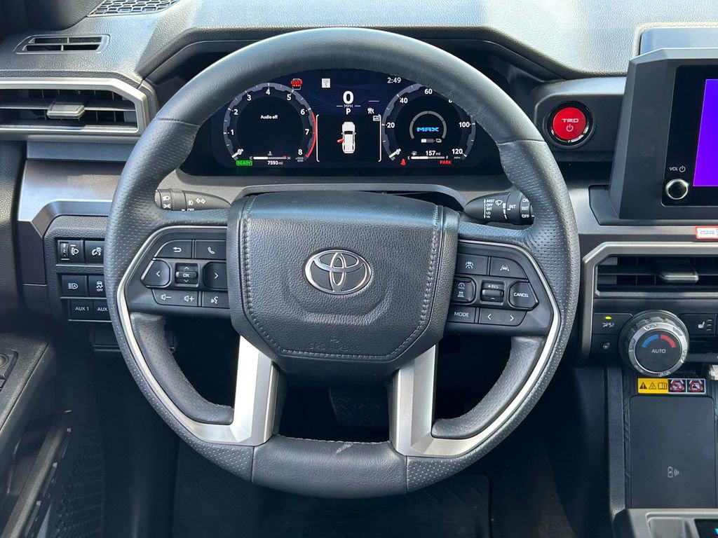 Used 2025 Toyota 4Runner TRD Off-Road AWD/4WD image 43