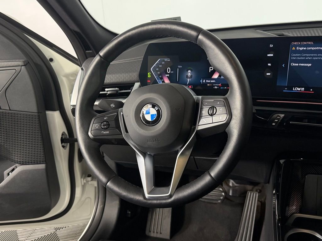Used 2025 BMW X2 xDrive28i w/ Convenience Package image 17