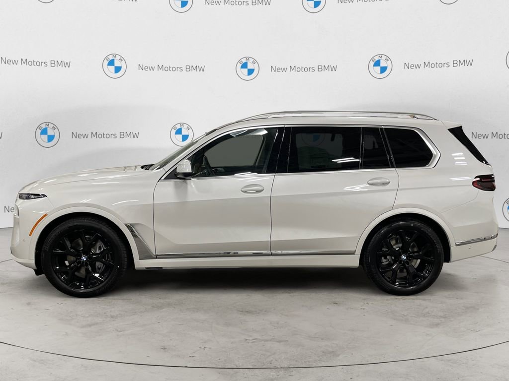 New 2026 BMW X7 xDrive40i image 2