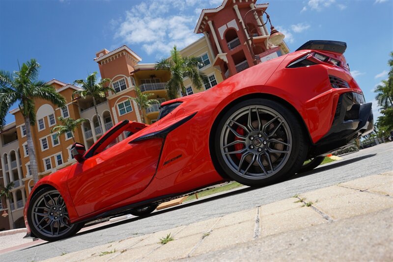 Used 2024 Chevrolet Corvette Z06 w/ Stealth Interior Trim Package RWD image 39