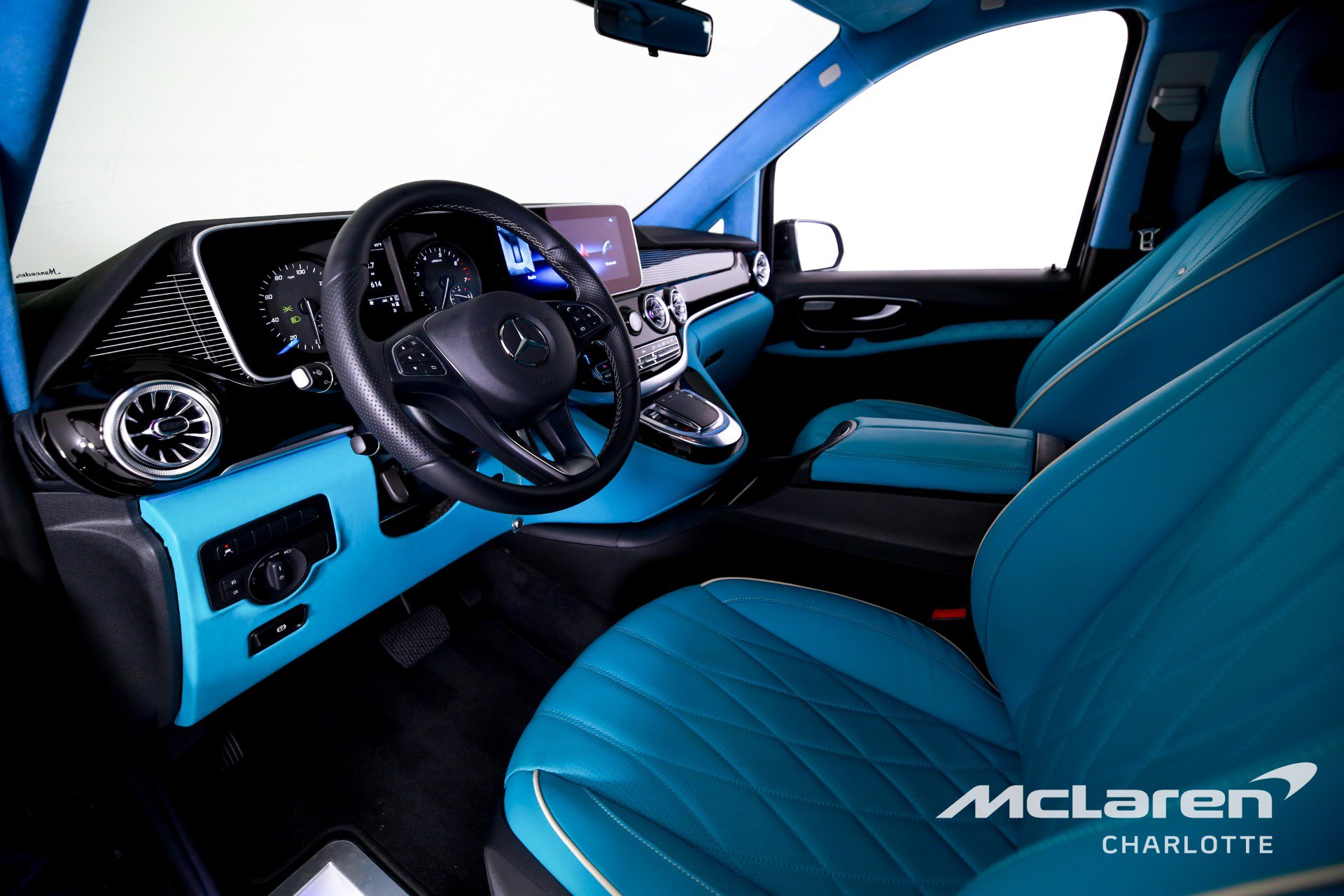 Used 2023 Mercedes-Benz Metris Passenger image 12