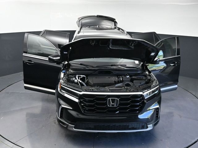 Used 2023 Honda Pilot Touring image 44