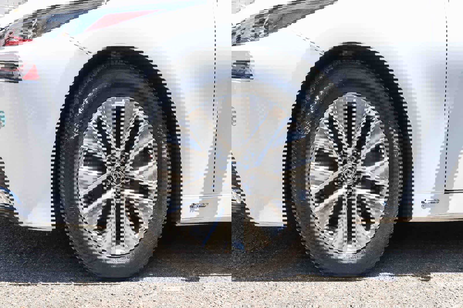 Used 2024 Toyota Mirai XLE image 9