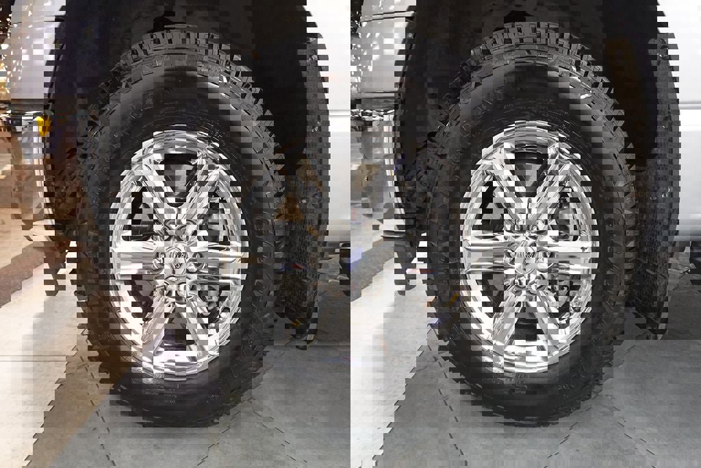 Used 2024 Ford F150 XLT w/ Tow/Haul Package image 32