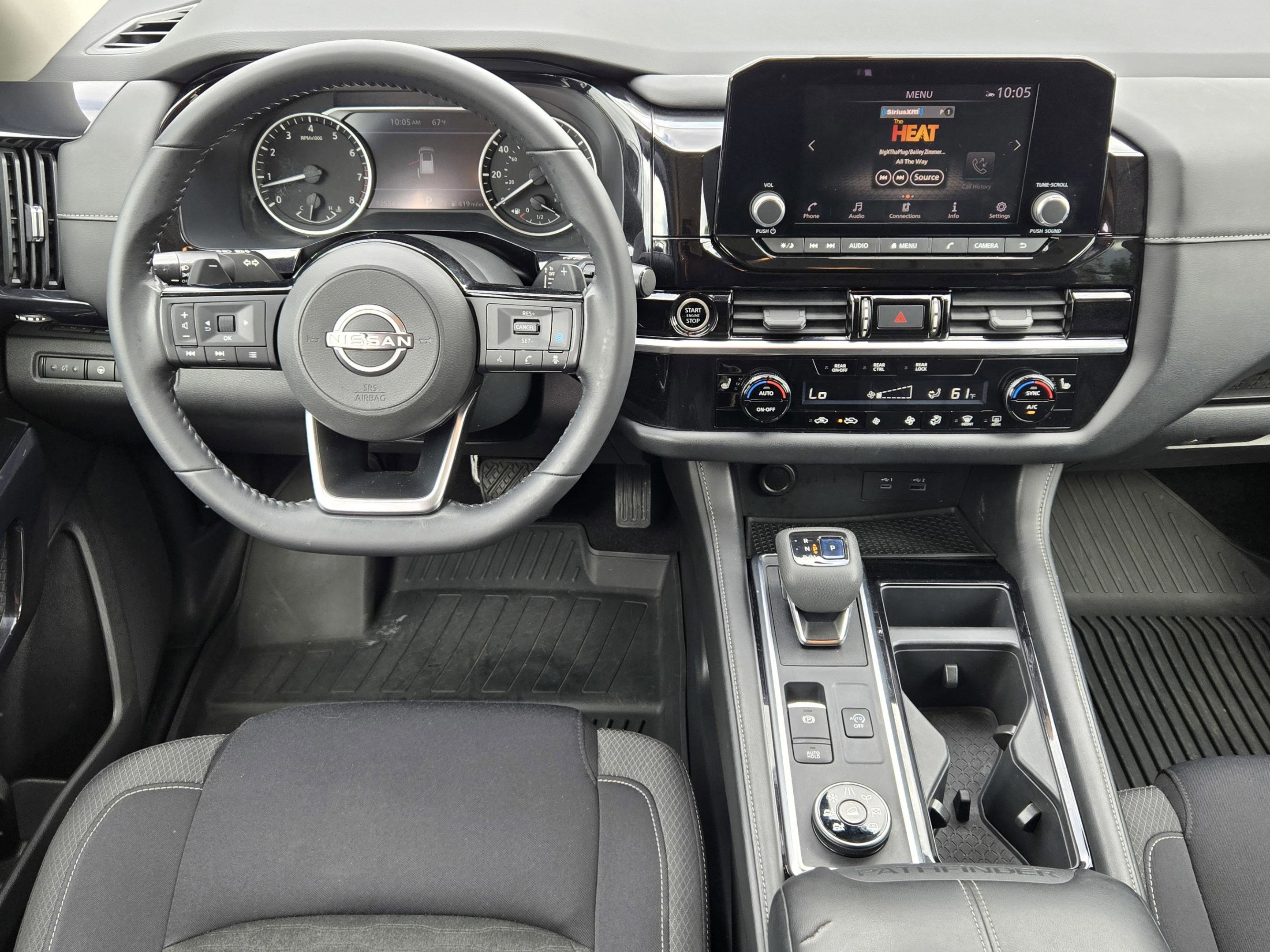 Used 2022 Nissan Pathfinder SV w/ SV Premium Package AWD/4WD image 24