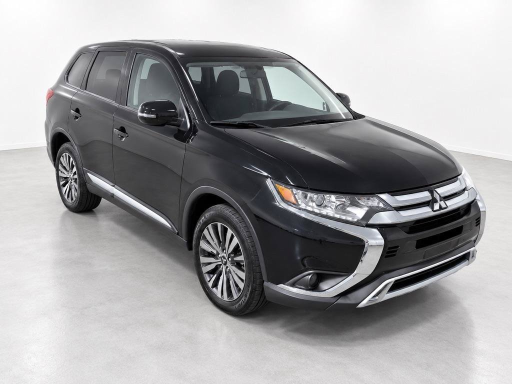 Used 2019 Mitsubishi Outlander SE