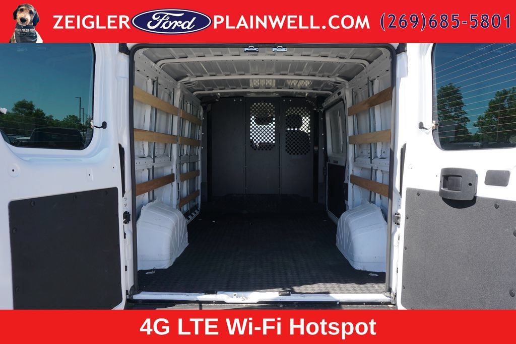 Used 2025 RAM ProMaster 2500 w/ U-Haul Equipment Group FWD image 10