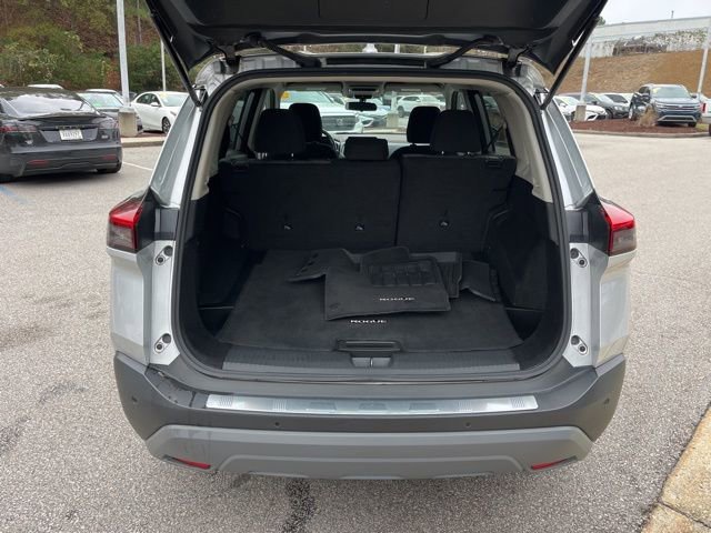 Used 2023 Nissan Rogue SV image 32