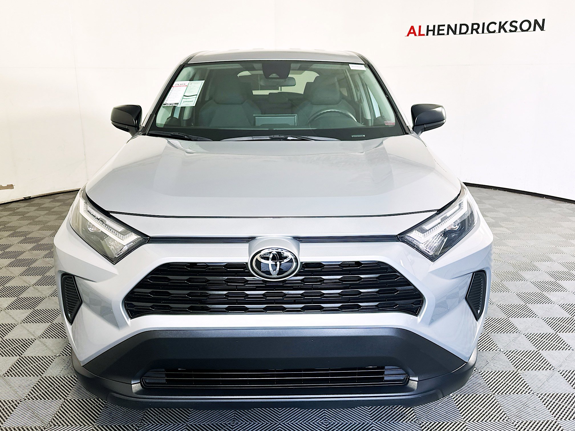 Used 2024 Toyota RAV4 LE image 8