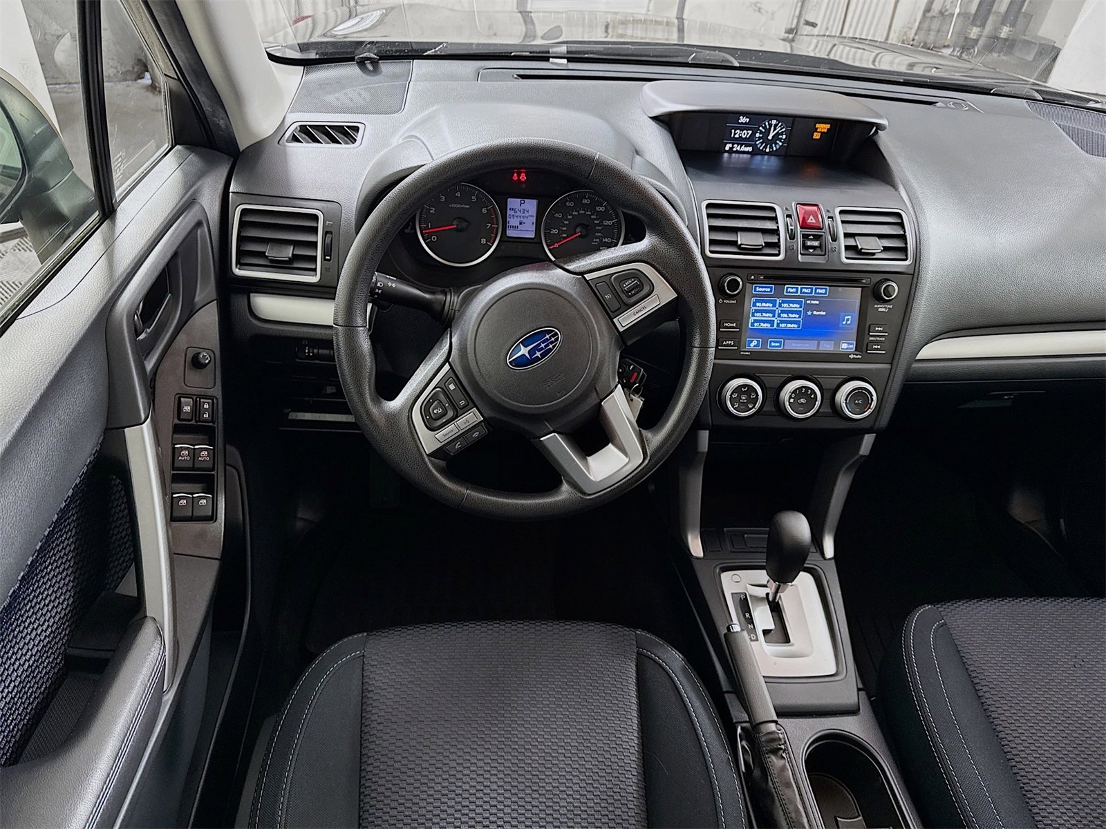 Used 2017 Subaru Forester 2.5i w/ Alloy Wheel Package image 16