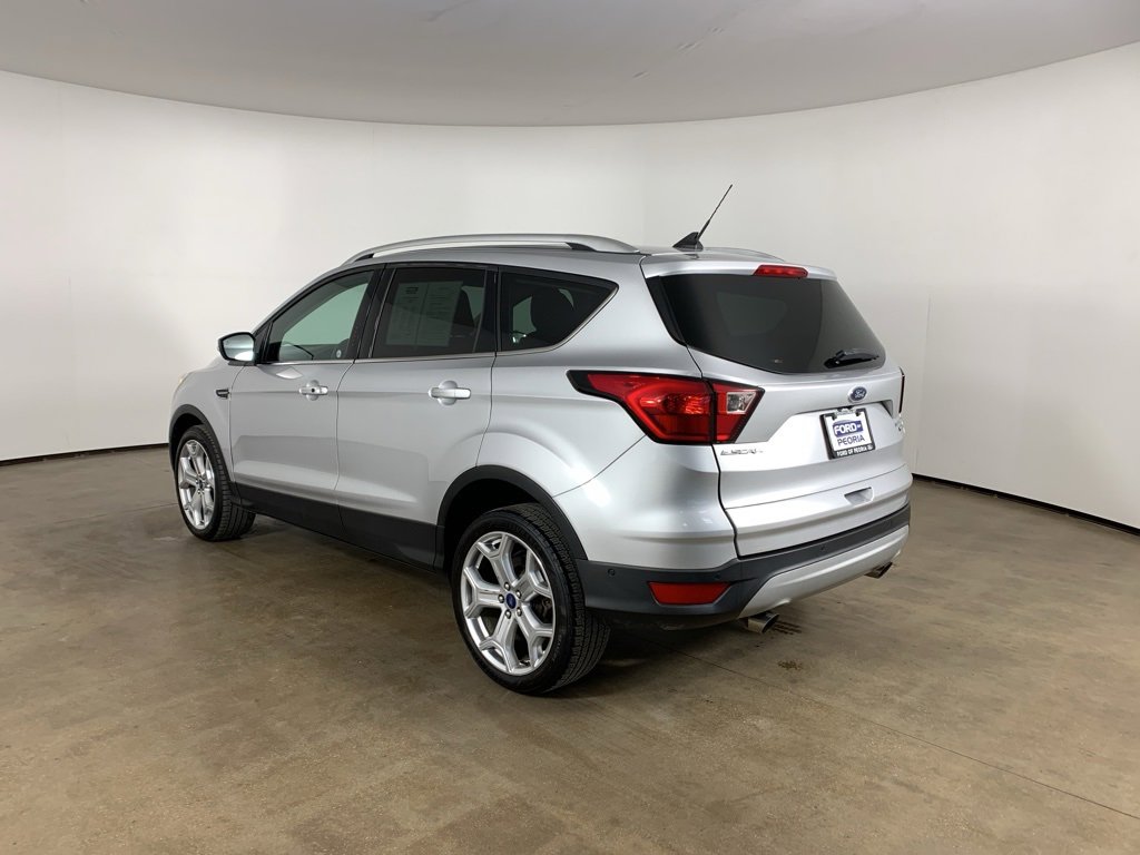 Used 2019 Ford Escape Titanium image 14