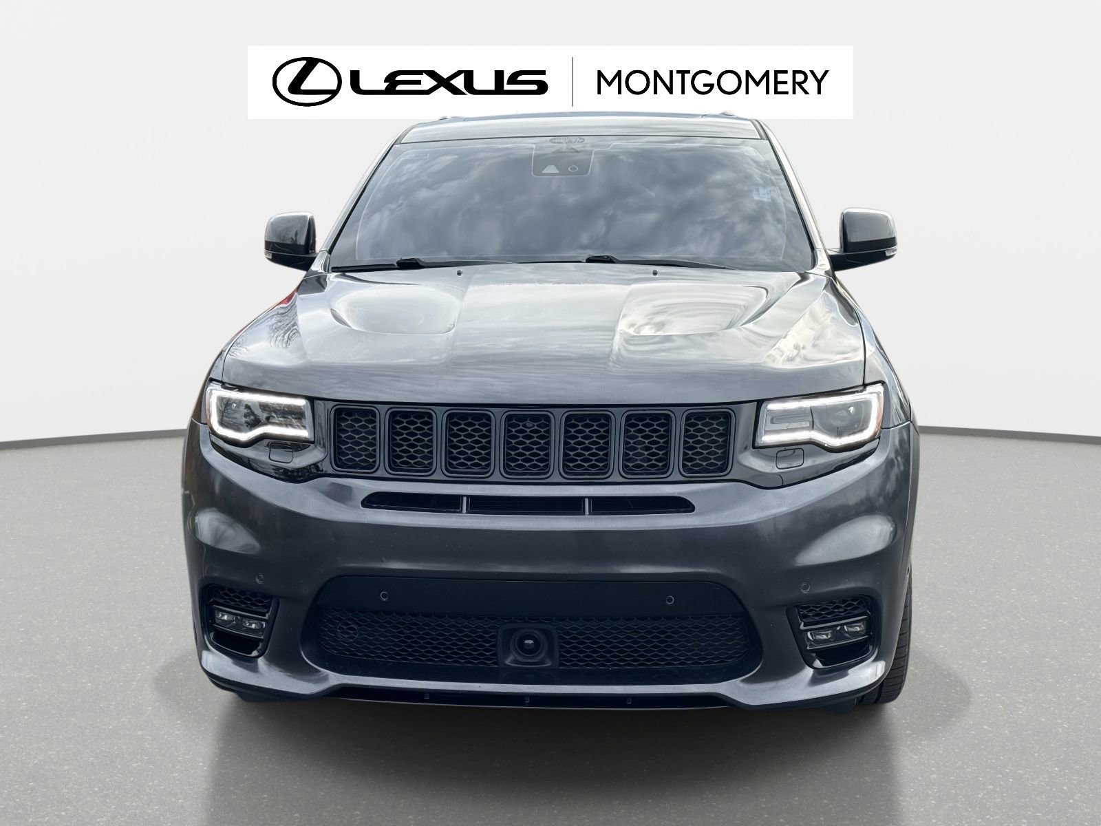 Used 2021 Jeep Grand Cherokee SRT image 9