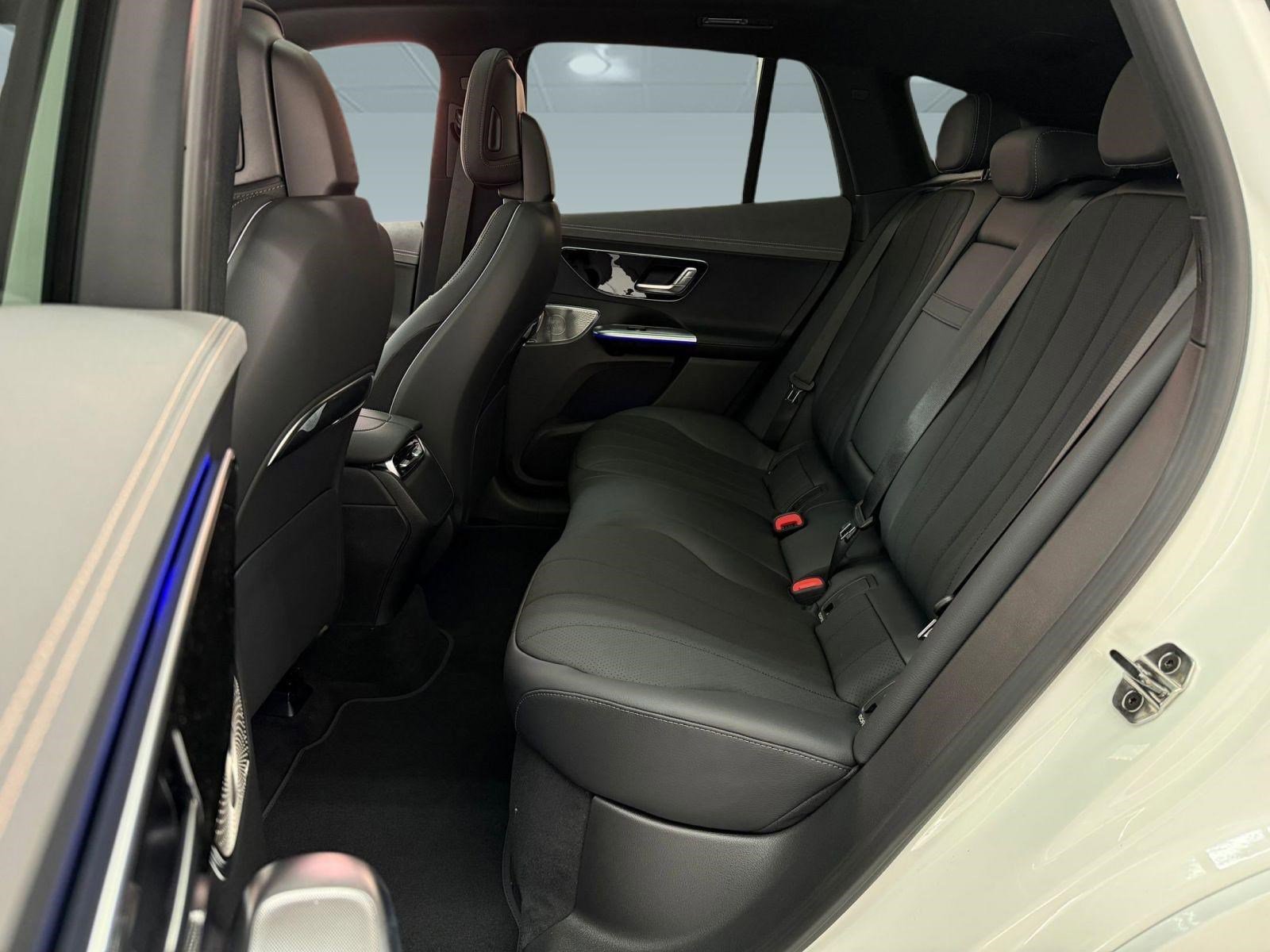 New 2026 Mercedes-Benz EQE 320 4MATIC SUV image 12