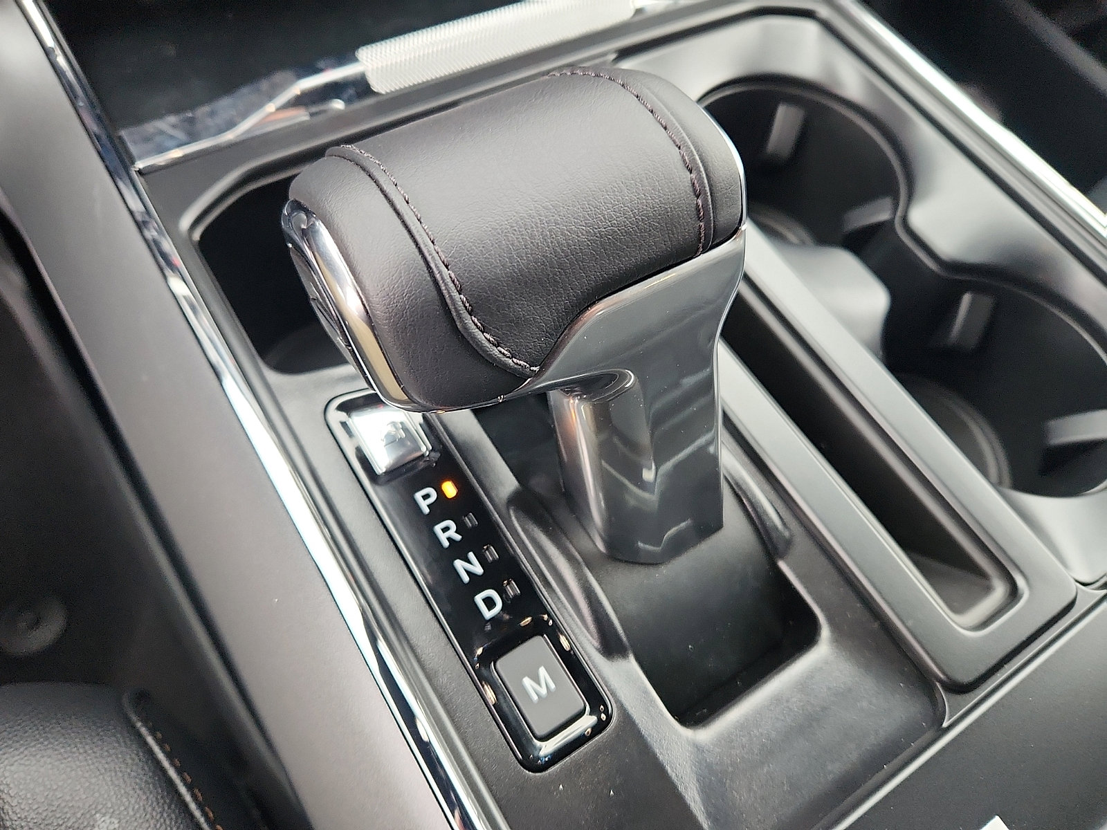 New 2025 Ford F150 Lariat w/ Equipment Group 501A Mid image 10