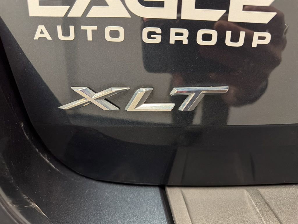 Used 2023 Ford Explorer XLT w/ Equipment Group 202A image 13