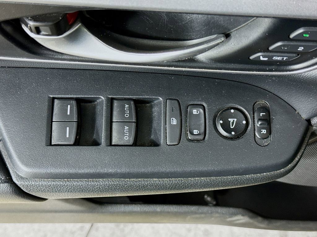 Used 2020 Honda CR-V EX-L image 19
