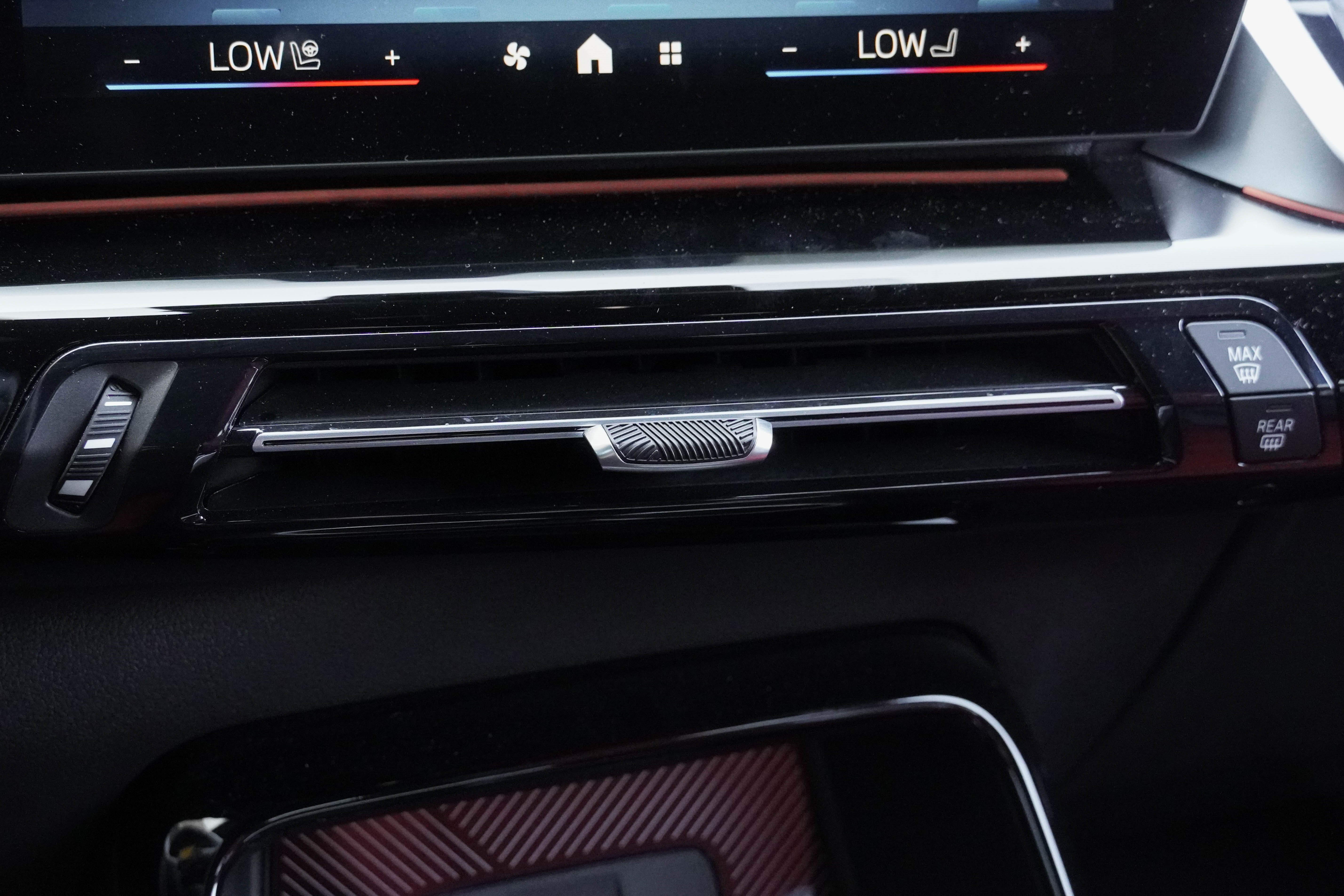 Certified 2025 BMW X2 xDrive28i AWD/4WD image 26