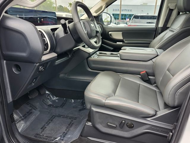 Certified 2025 Ford Expedition Max Active AWD/4WD image 9