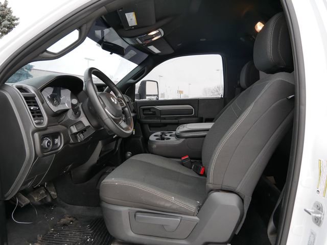 Used 2024 RAM 3500 Tradesman w/ Chrome Appearance Group image 14