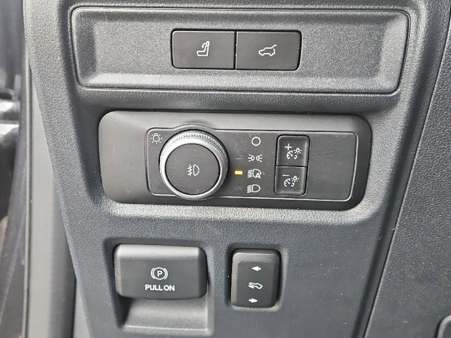 Used 2022 Ford Expedition Max Limited image 18