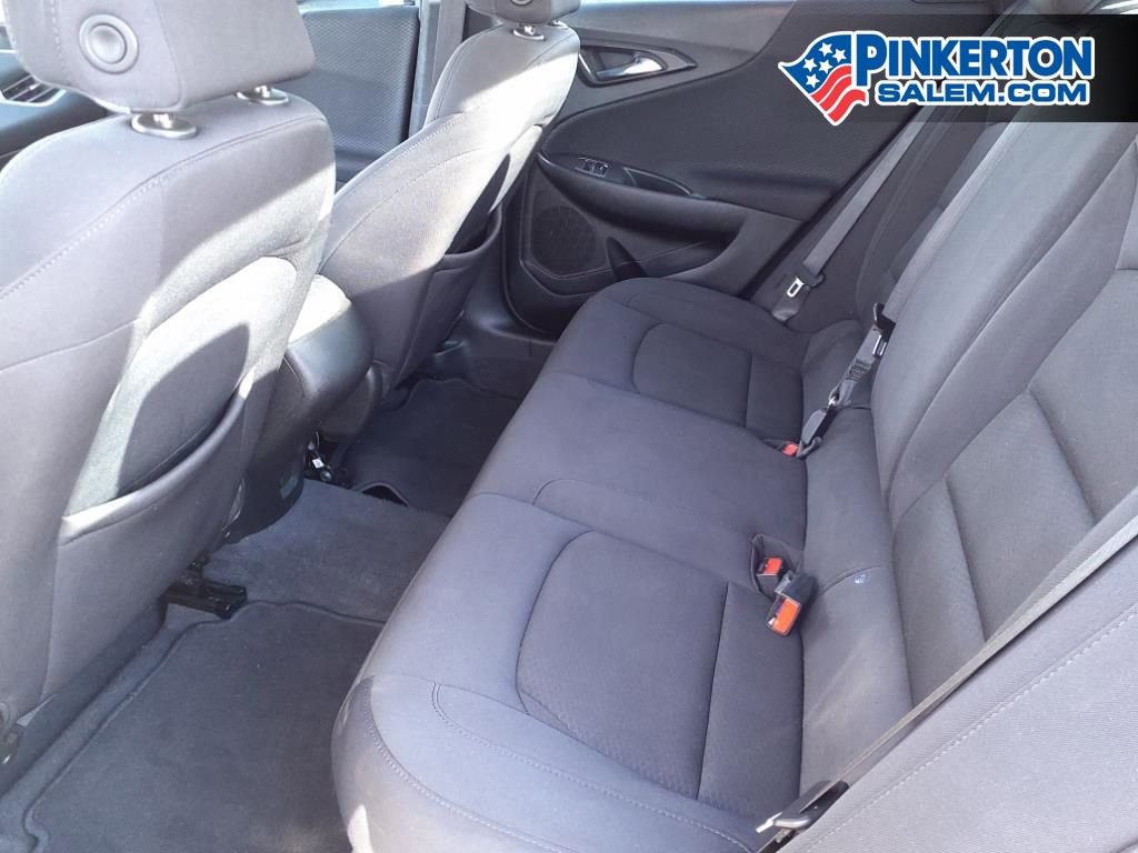Used 2022 Chevrolet Malibu LS image 13