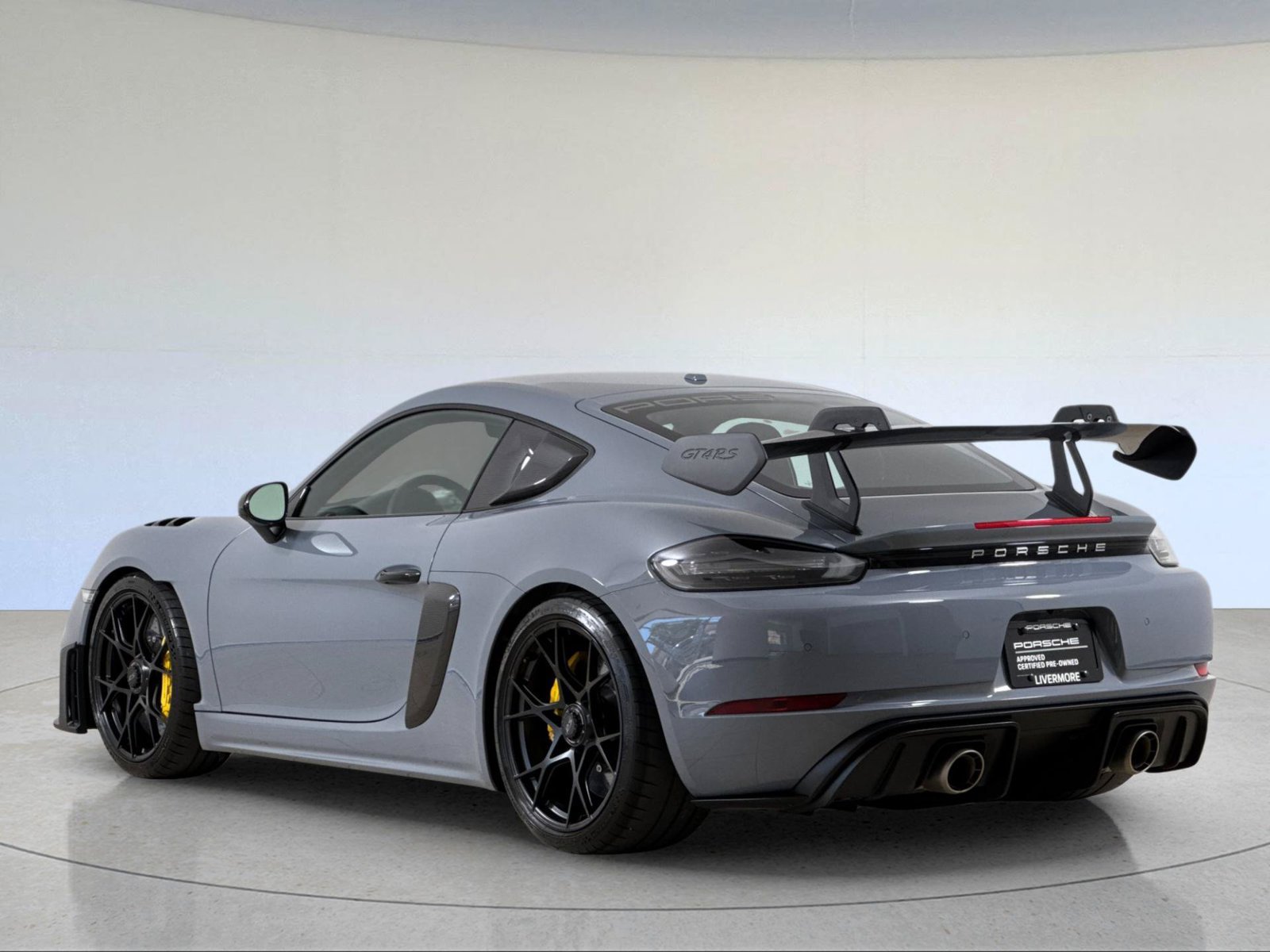 Certified 2025 Porsche 718 Cayman GT4 RS w/ Weissach Package RWD image 3