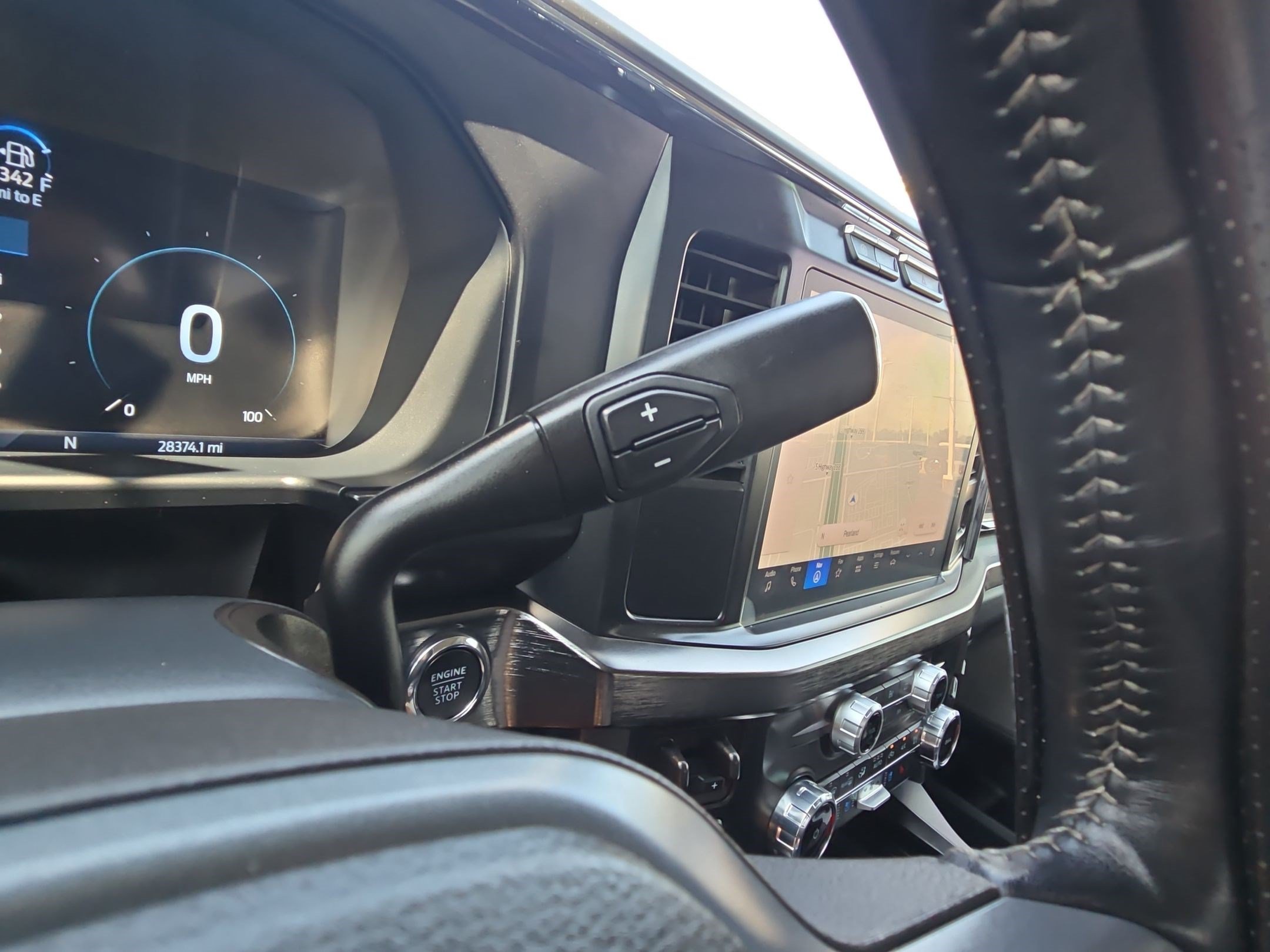 Used 2024 Ford F250 Lariat w/ Sport Appearance Package AWD/4WD image 26