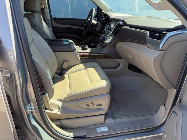 Used 2019 Chevrolet Tahoe LT w/ LT Signature Package AWD/4WD image 24