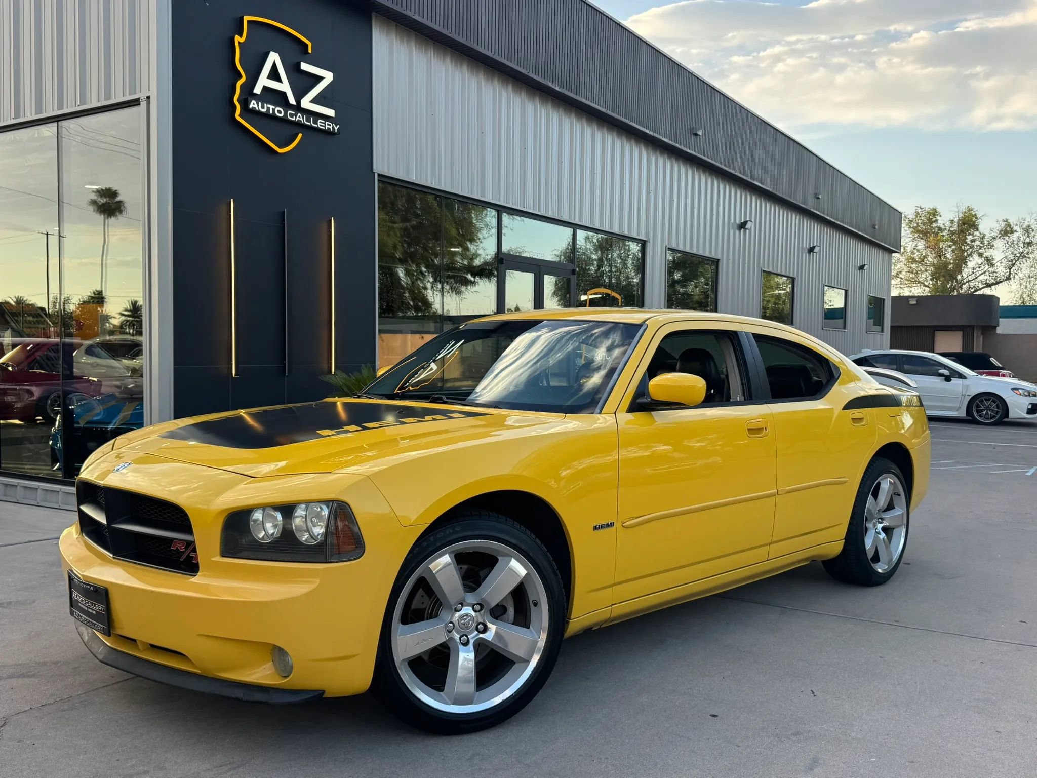 Used 2006 Dodge Charger R/T RWD image 1