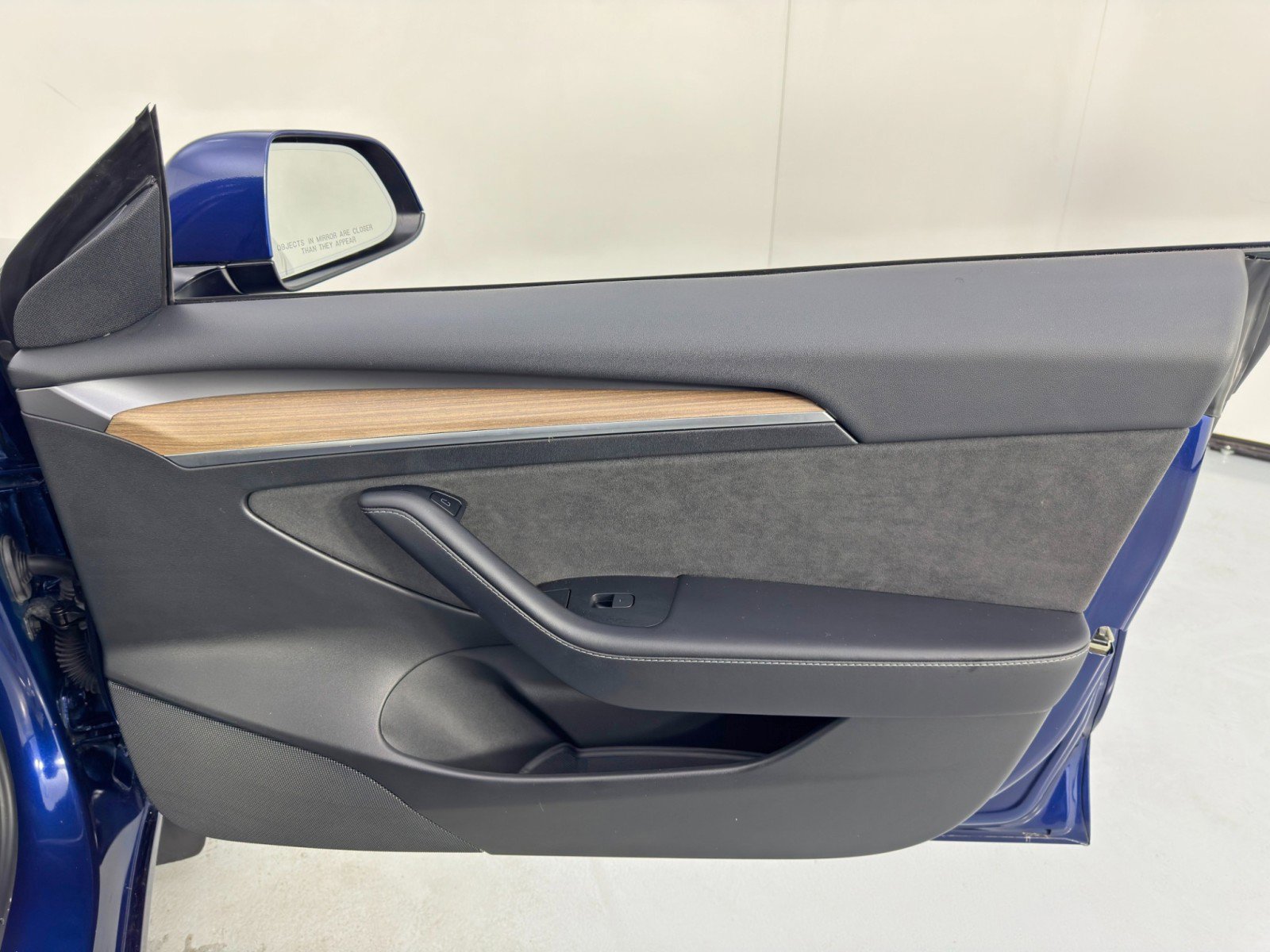 Used 2023 Tesla Model 3 Performance image 43