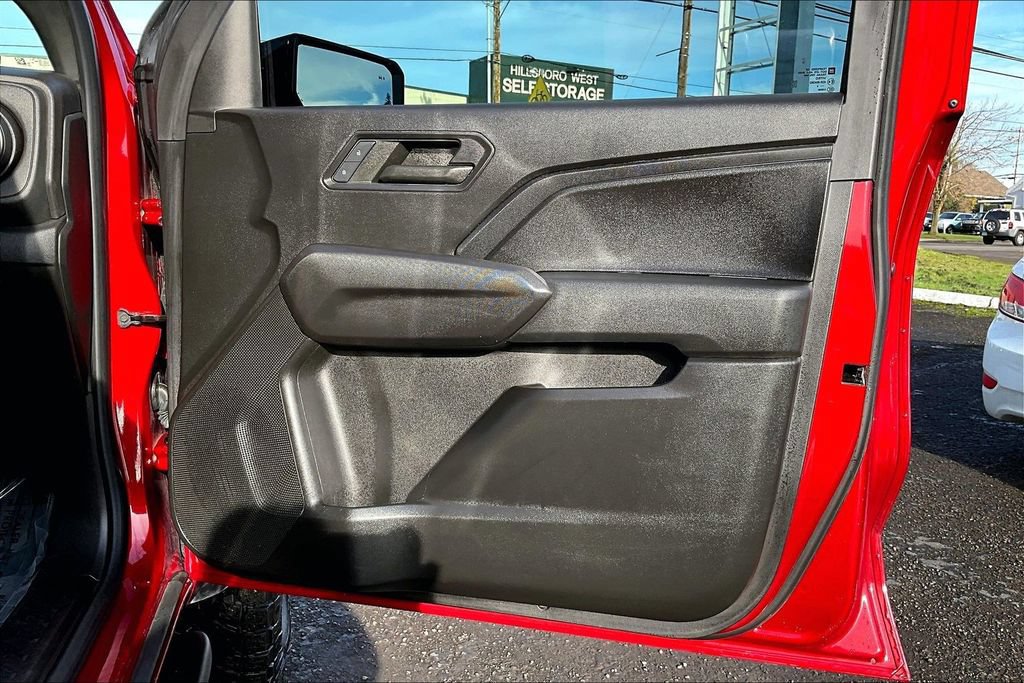Used 2023 Chevrolet Colorado Trail Boss AWD/4WD image 23