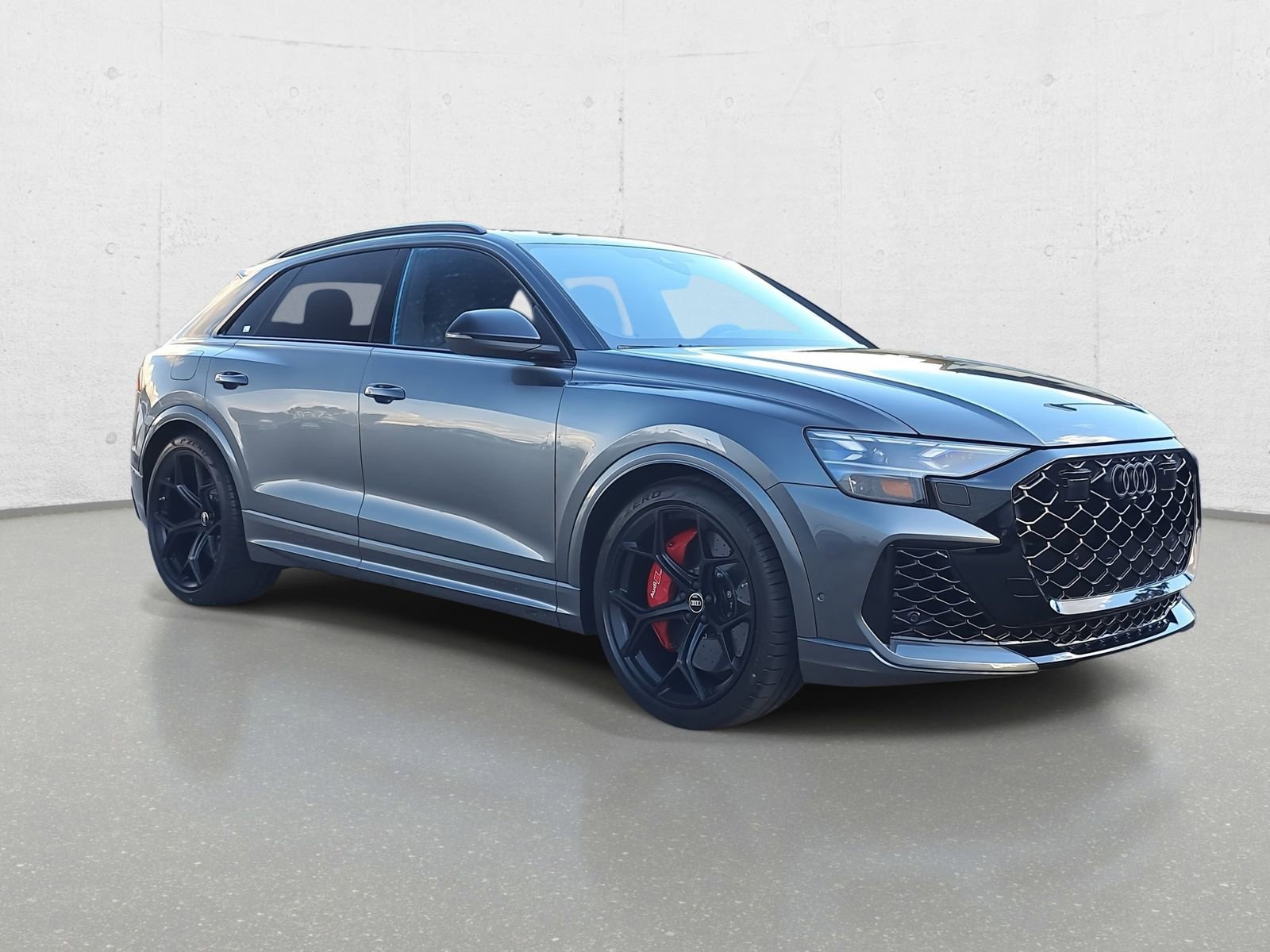 New 2025 Audi RS Q8 performance image 3