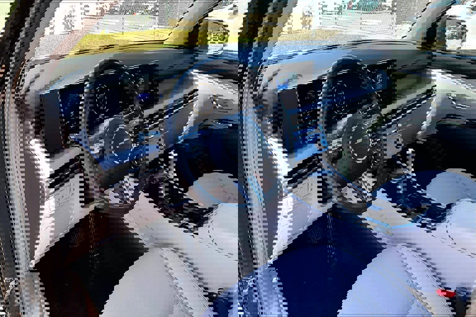 Certified 2025 Hyundai Tucson SEL image 15